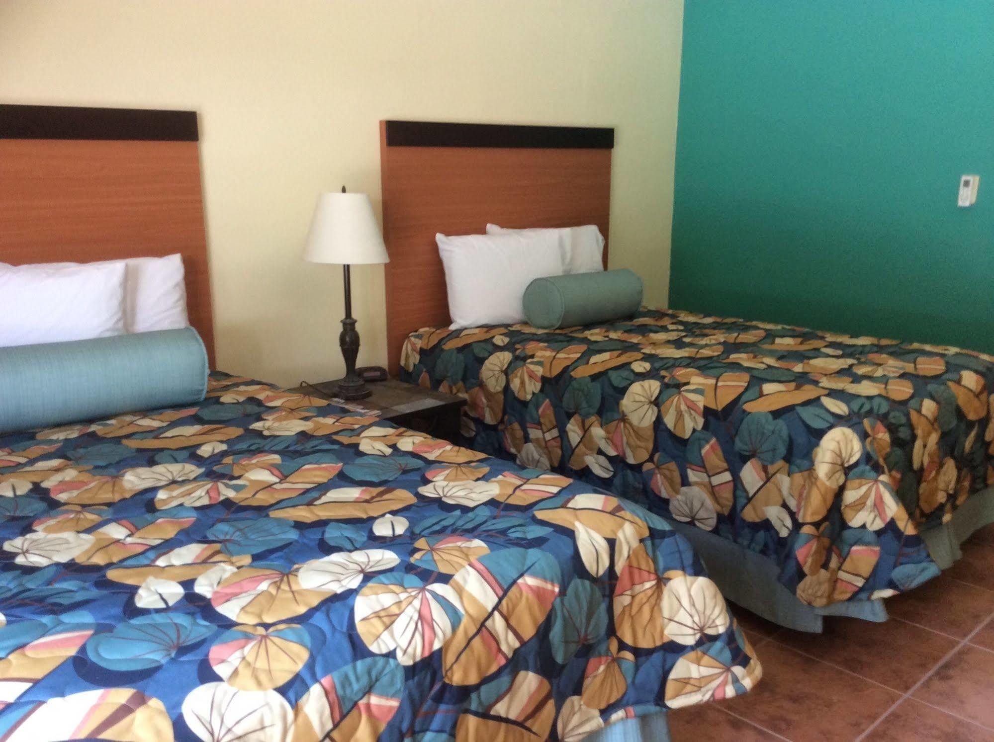 Parador Palmas De Lucia Ябукоа Екстериор снимка
